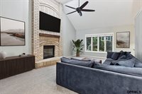 1625 North 214 Street, Elkhorn, NE 68022