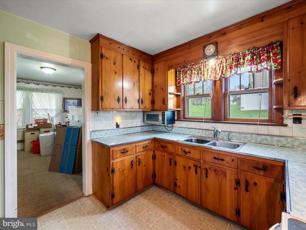 1714 North Royal Avenue, Front Royal, VA 22630