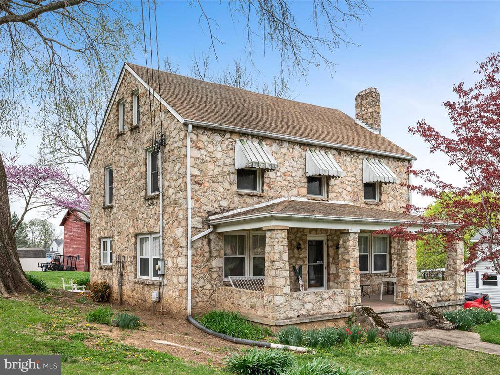 1714 North Royal Avenue, Front Royal, VA 22630