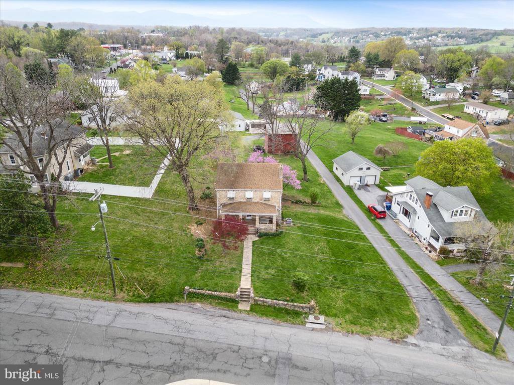 1714 North Royal Avenue, Front Royal, VA 22630