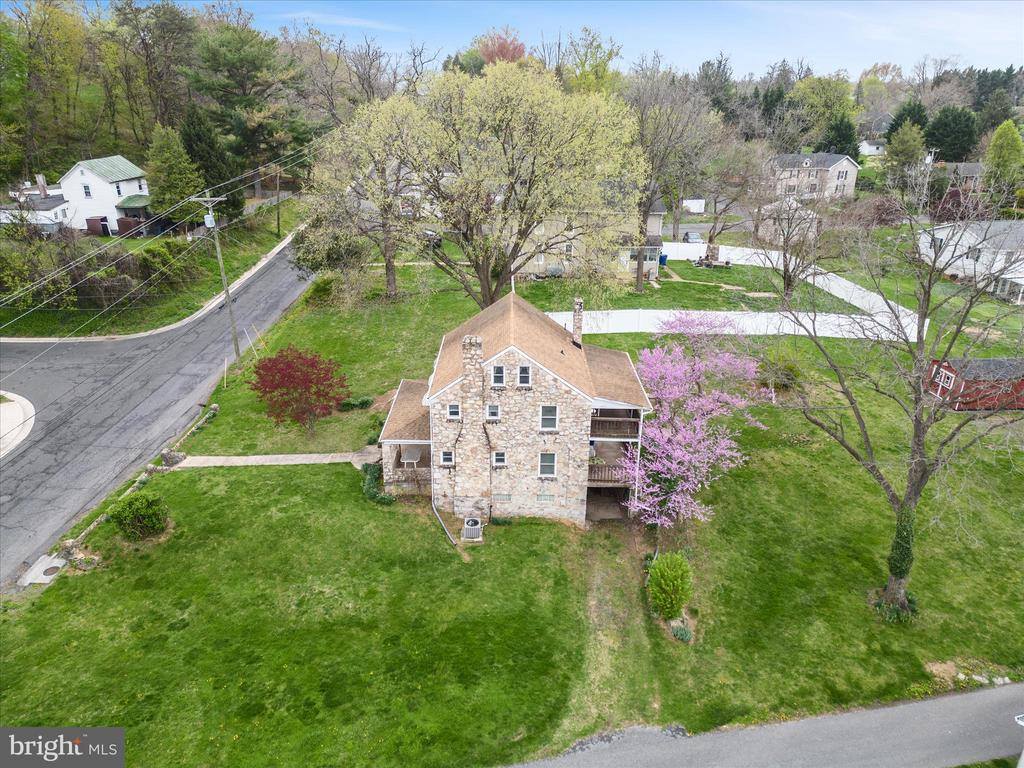 1714 North Royal Avenue, Front Royal, VA 22630