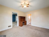 1714 North Royal Avenue, Front Royal, VA 22630