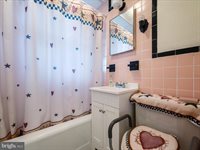 1714 North Royal Avenue, Front Royal, VA 22630