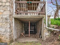 1714 North Royal Avenue, Front Royal, VA 22630