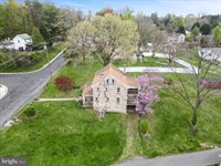 1714 North Royal Avenue, Front Royal, VA 22630