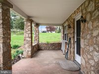 1714 North Royal Avenue, Front Royal, VA 22630