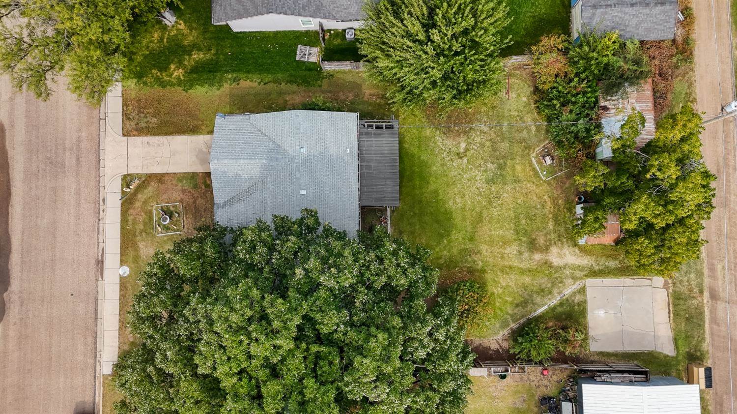 114 South McCall, Ulysses, KS 67880