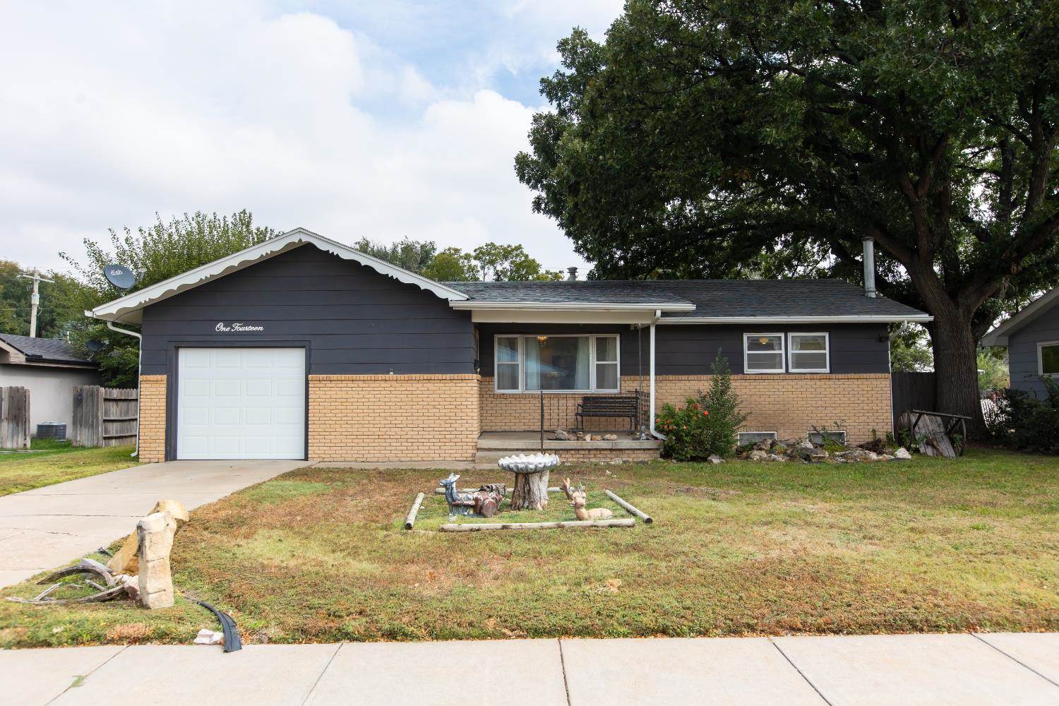 114 South McCall, Ulysses, KS 67880