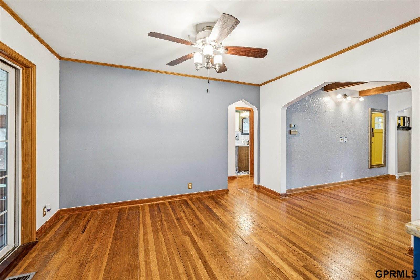 5102 Poppleton Avenue, Omaha, NE 68106