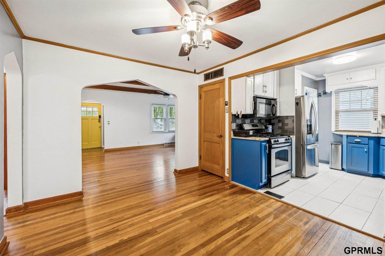 5102 Poppleton Avenue, Omaha, NE 68106