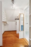 5102 Poppleton Avenue, Omaha, NE 68106