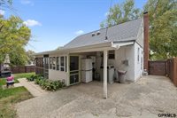 5102 Poppleton Avenue, Omaha, NE 68106