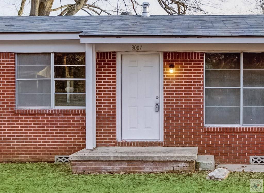 3007 Hollywood, Texarkana, TX 75501