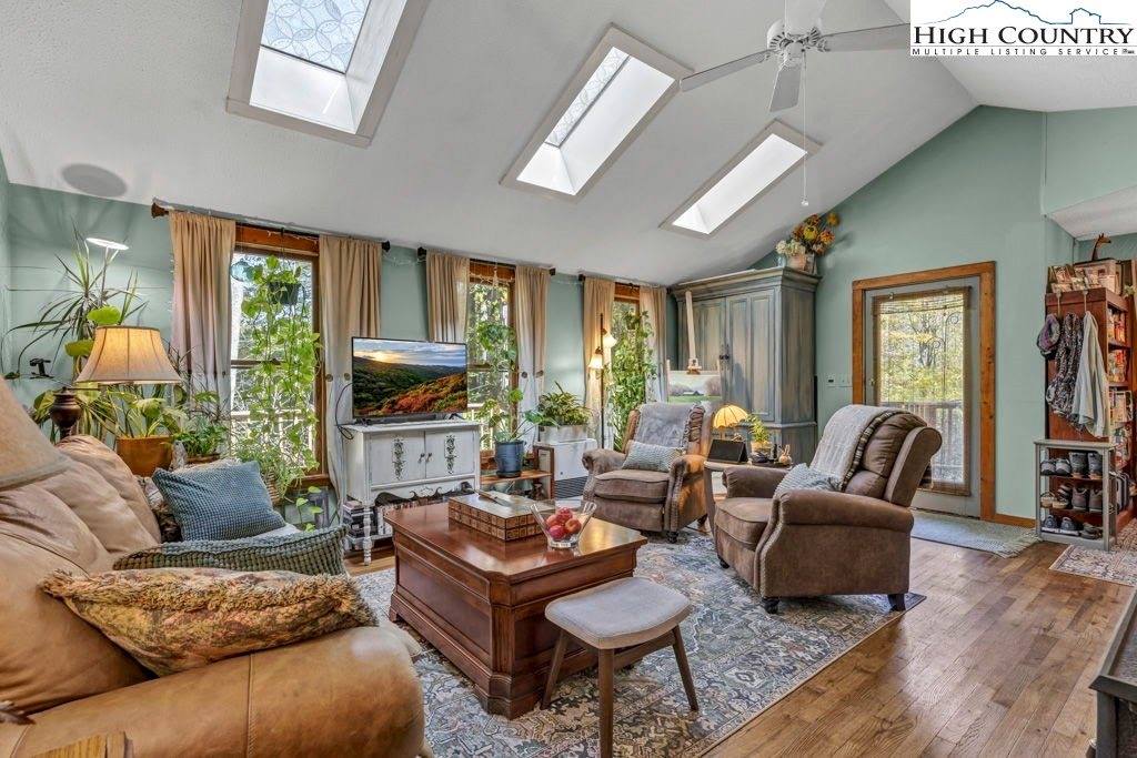 180 Wild Blackberry Hill Road, Boone, NC 28607