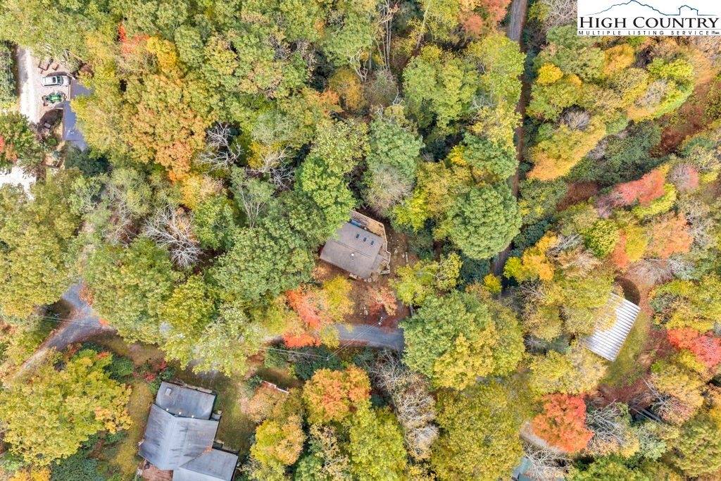 180 Wild Blackberry Hill Road, Boone, NC 28607