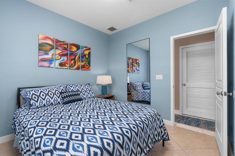 1441 NE 27th St, Wilton Manors, FL 33334