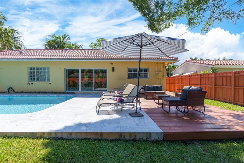 1441 NE 27th St, Wilton Manors, FL 33334