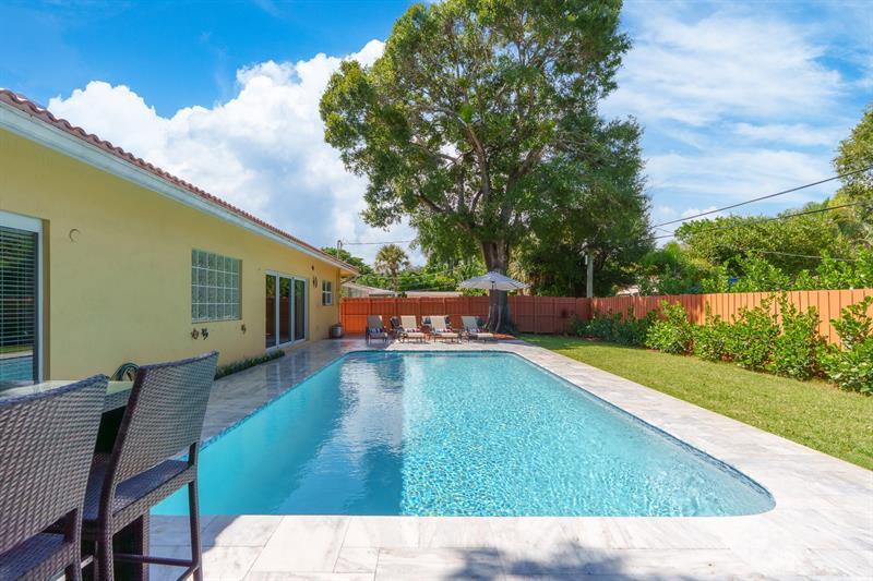 1441 NE 27th St, Wilton Manors, FL 33334