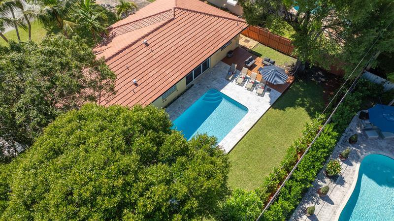 1441 NE 27th St, Wilton Manors, FL 33334