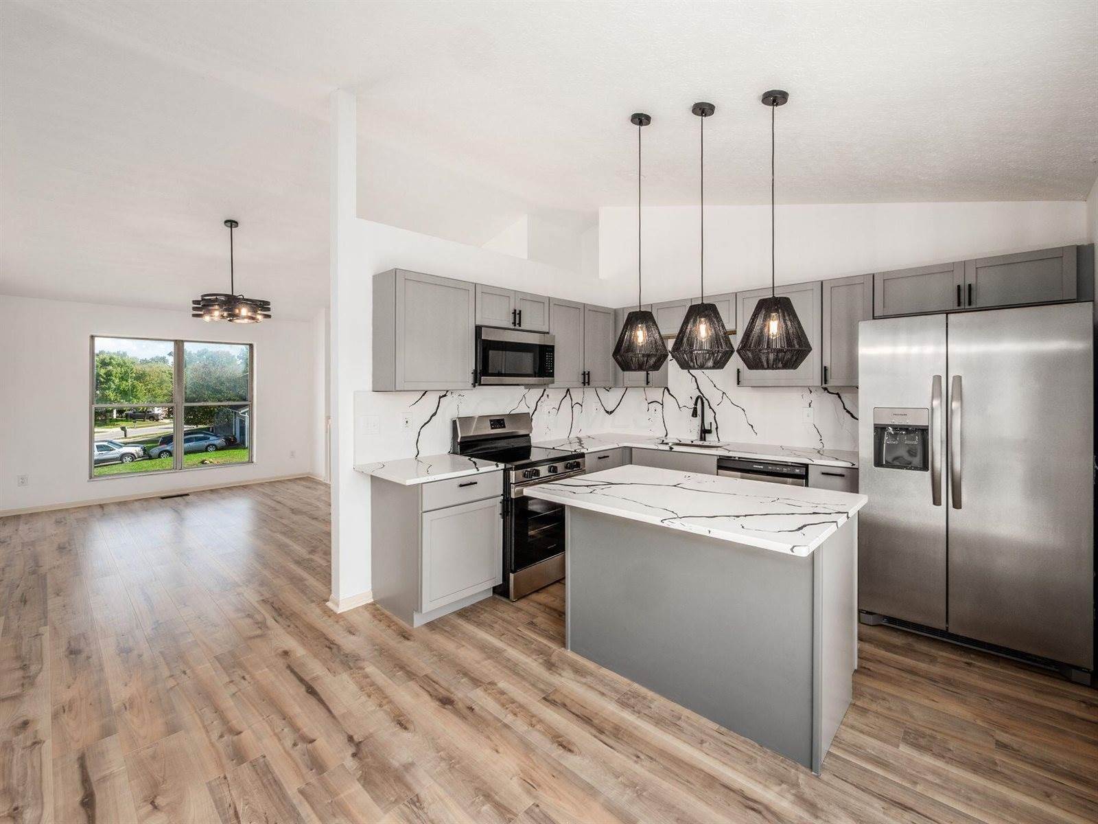 4655 Parkwick Drive, Columbus, OH 43228