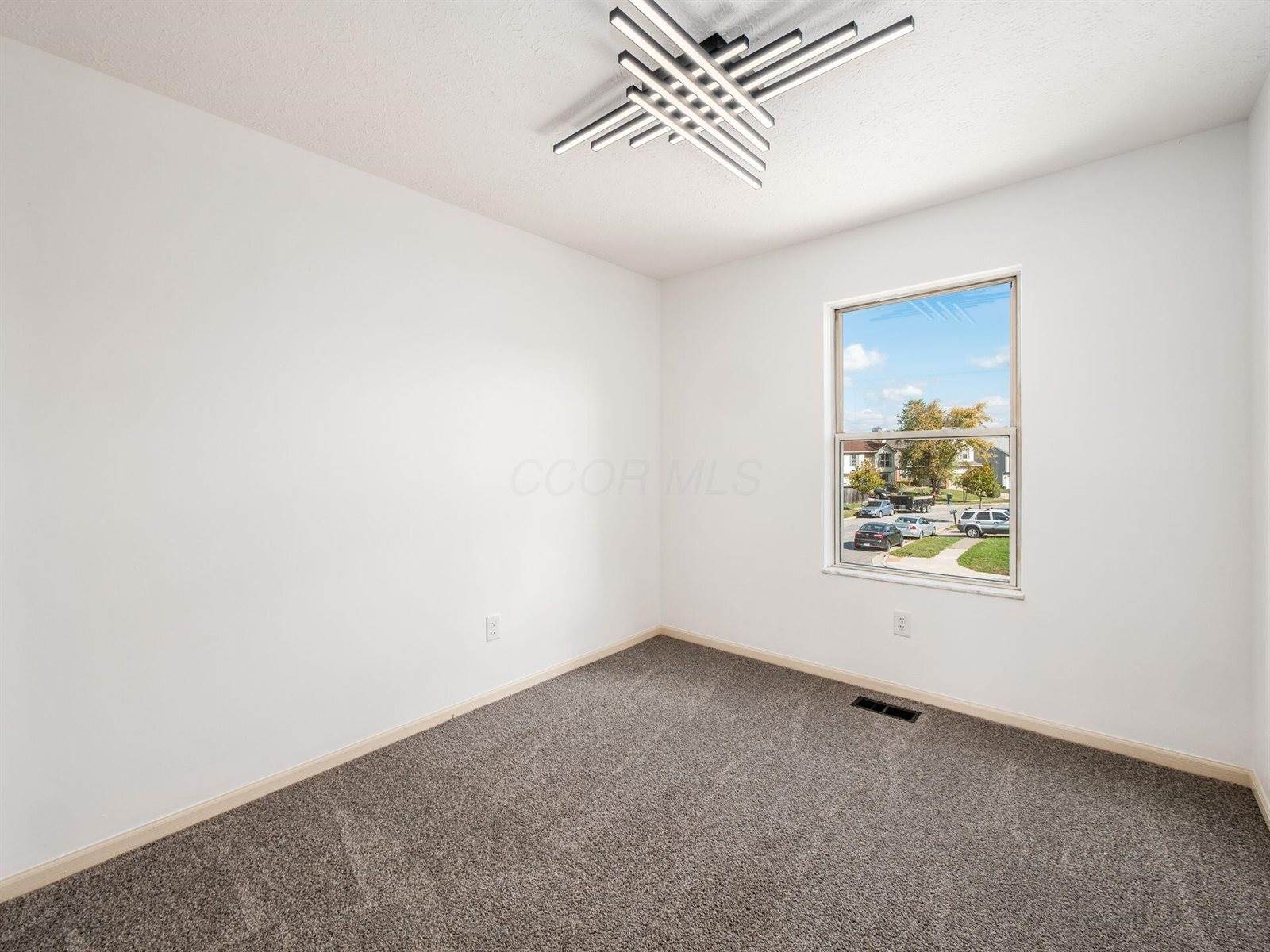 4655 Parkwick Drive, Columbus, OH 43228