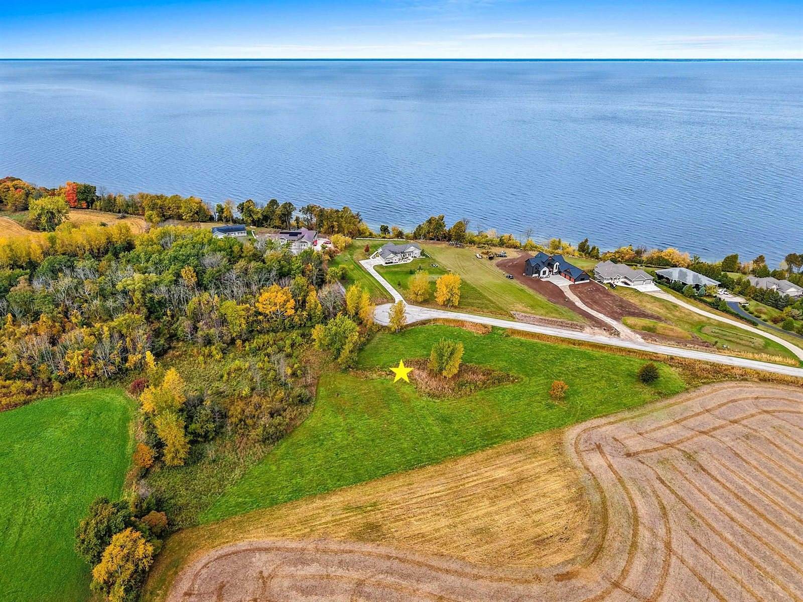 Sugar Creek Drive, Brussels, WI 54204