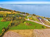 Sugar Creek Drive, Brussels, WI 54204