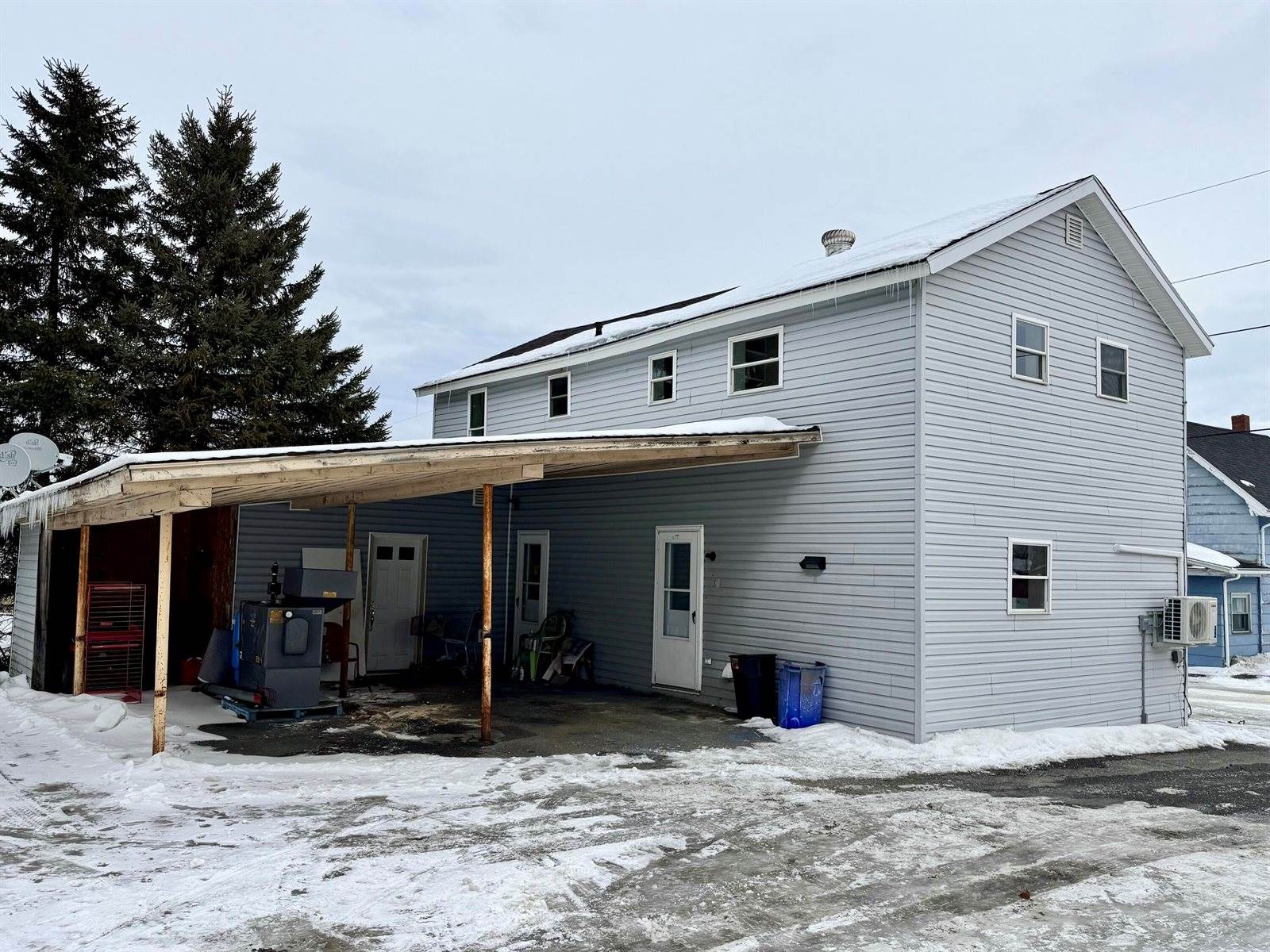 111 4th Avenue, Madawaska, ME 04756