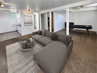 1205 4th St NE, Minot, ND 58703