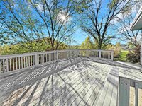 1205 4th St NE, Minot, ND 58703