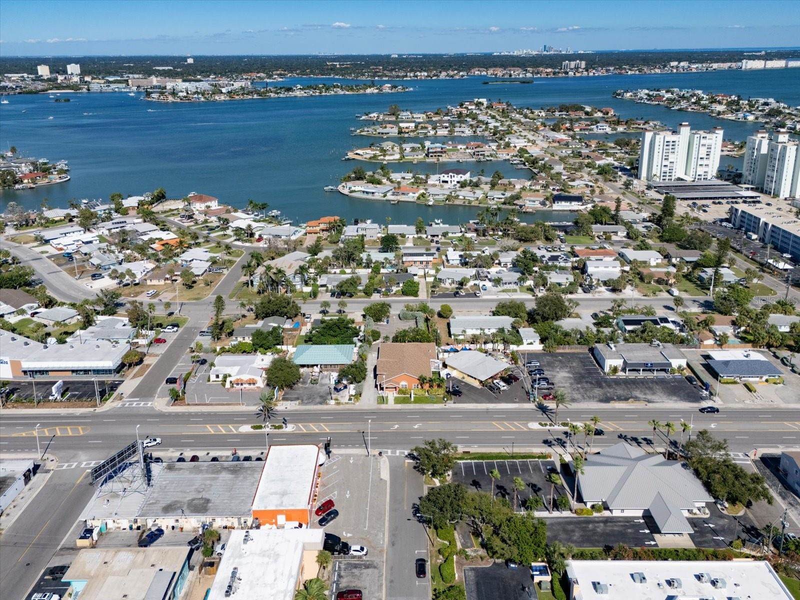 6605 Gulf Boulevard, Saint Pete Beach, FL 33706