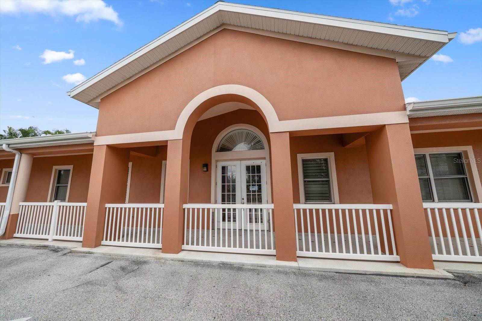 6605 Gulf Boulevard, Saint Pete Beach, FL 33706