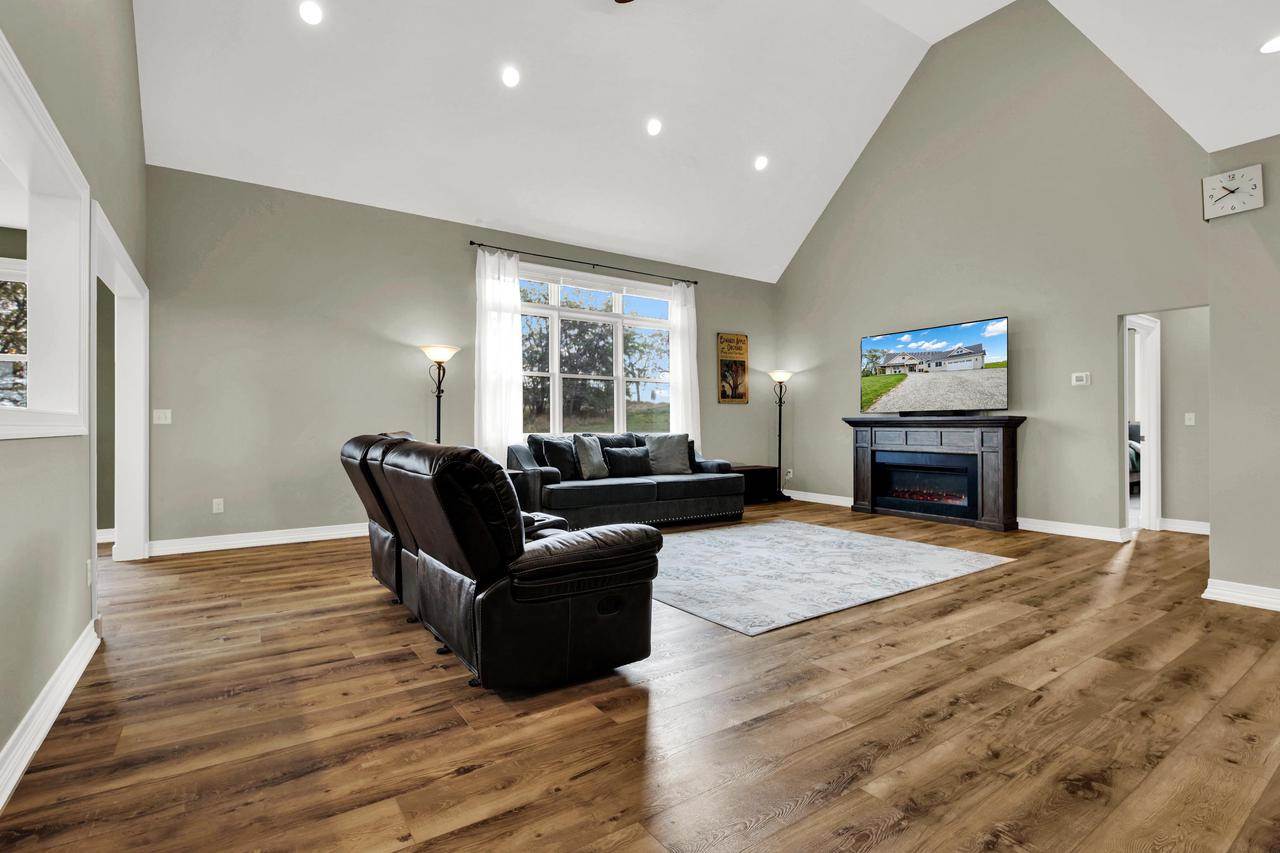 N4550 County Road DJ, Juneau, WI 53039