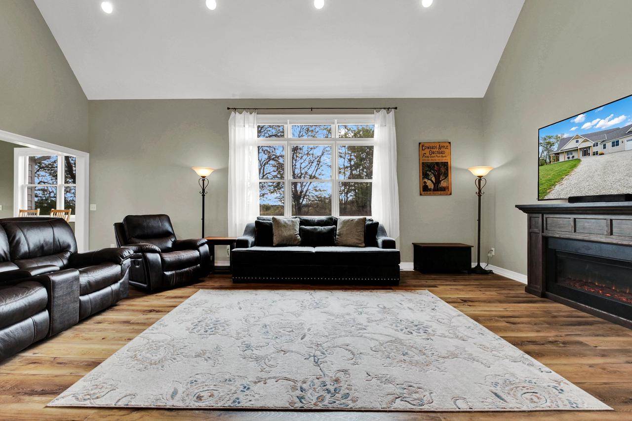 N4550 County Road DJ, Juneau, WI 53039