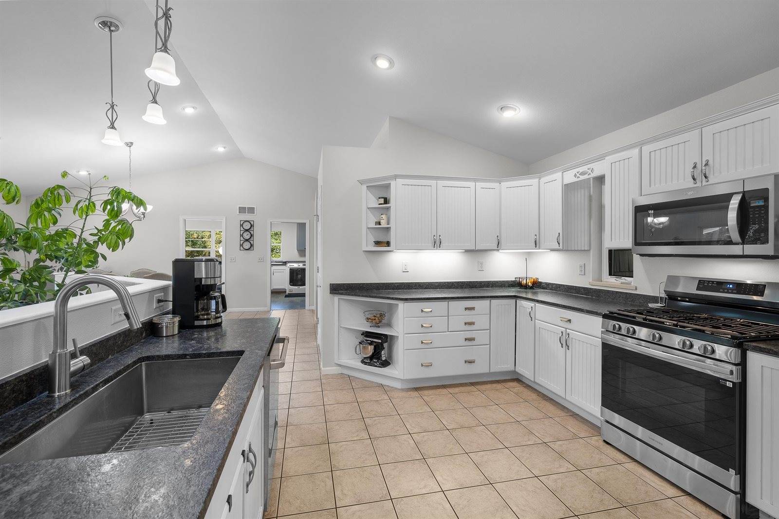 1578 S Ponderosa Drive, Stevens Point, WI 54482