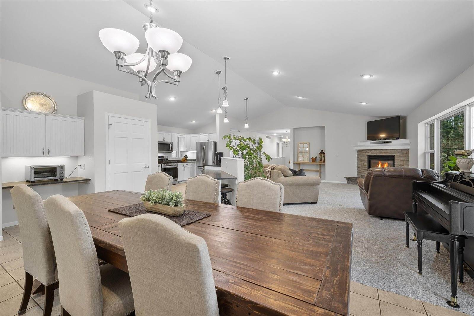 1578 S Ponderosa Drive, Stevens Point, WI 54482