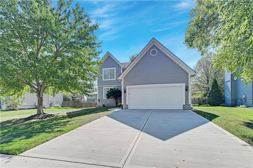 1021 SE 12th Street, Lee's Summit, MO 64081