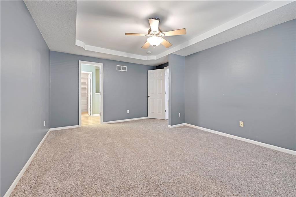 1021 SE 12th Street, Lee's Summit, MO 64081