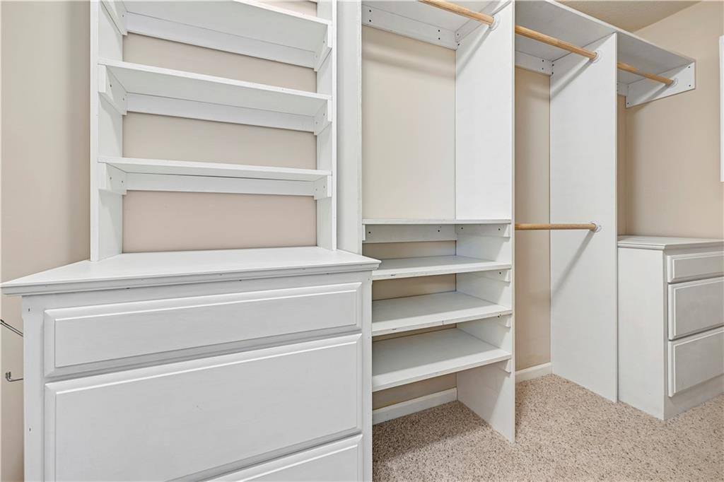 1021 SE 12th Street, Lee's Summit, MO 64081