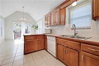 1021 SE 12th Street, Lee's Summit, MO 64081