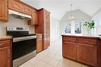 1021 SE 12th Street, Lee's Summit, MO 64081