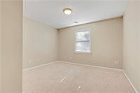 1021 SE 12th Street, Lee's Summit, MO 64081