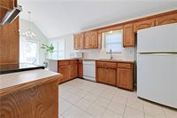 1021 SE 12th Street, Lee's Summit, MO 64081