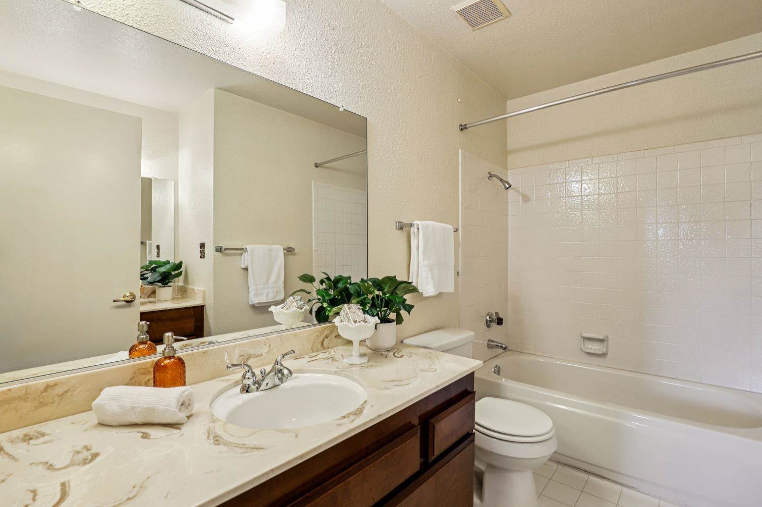 7199 Camel Rock Way, Citrus Heights, CA 95610