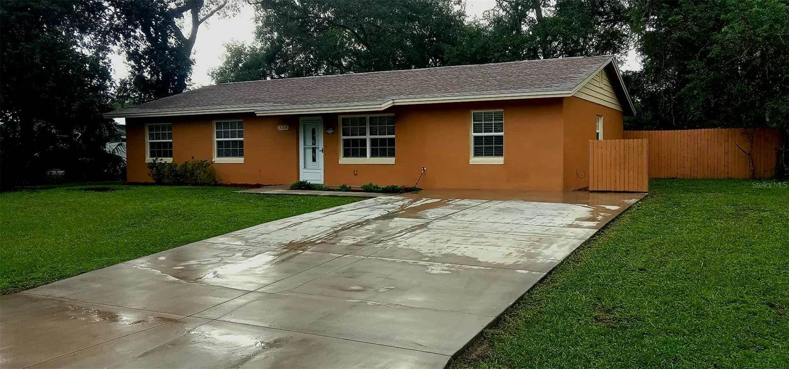 724 Carmen Drive, Lake Helen, FL 32744