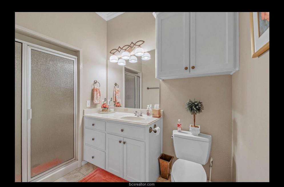 5206 Sycamore Hills Court, College Station, TX 77845