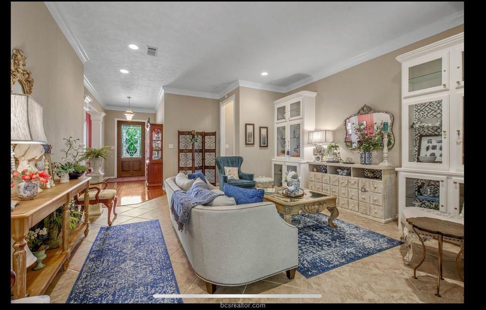 5206 Sycamore Hills Court, College Station, TX 77845