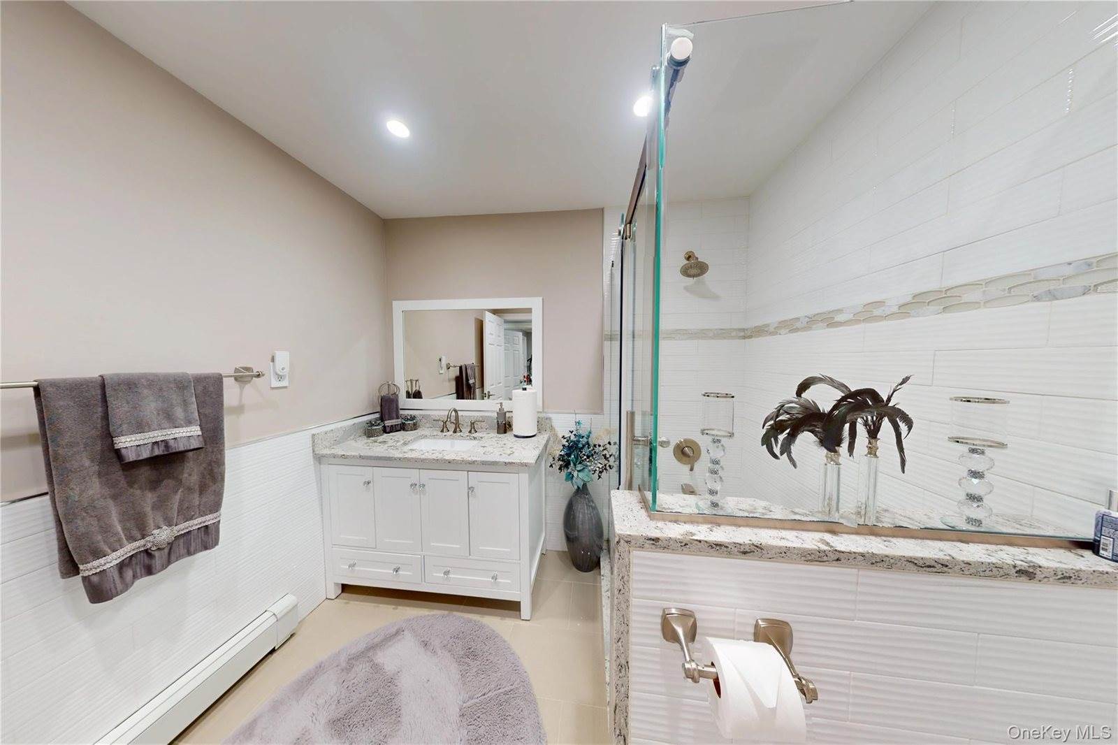 125 Spruce Street, Babylon, NY 11757