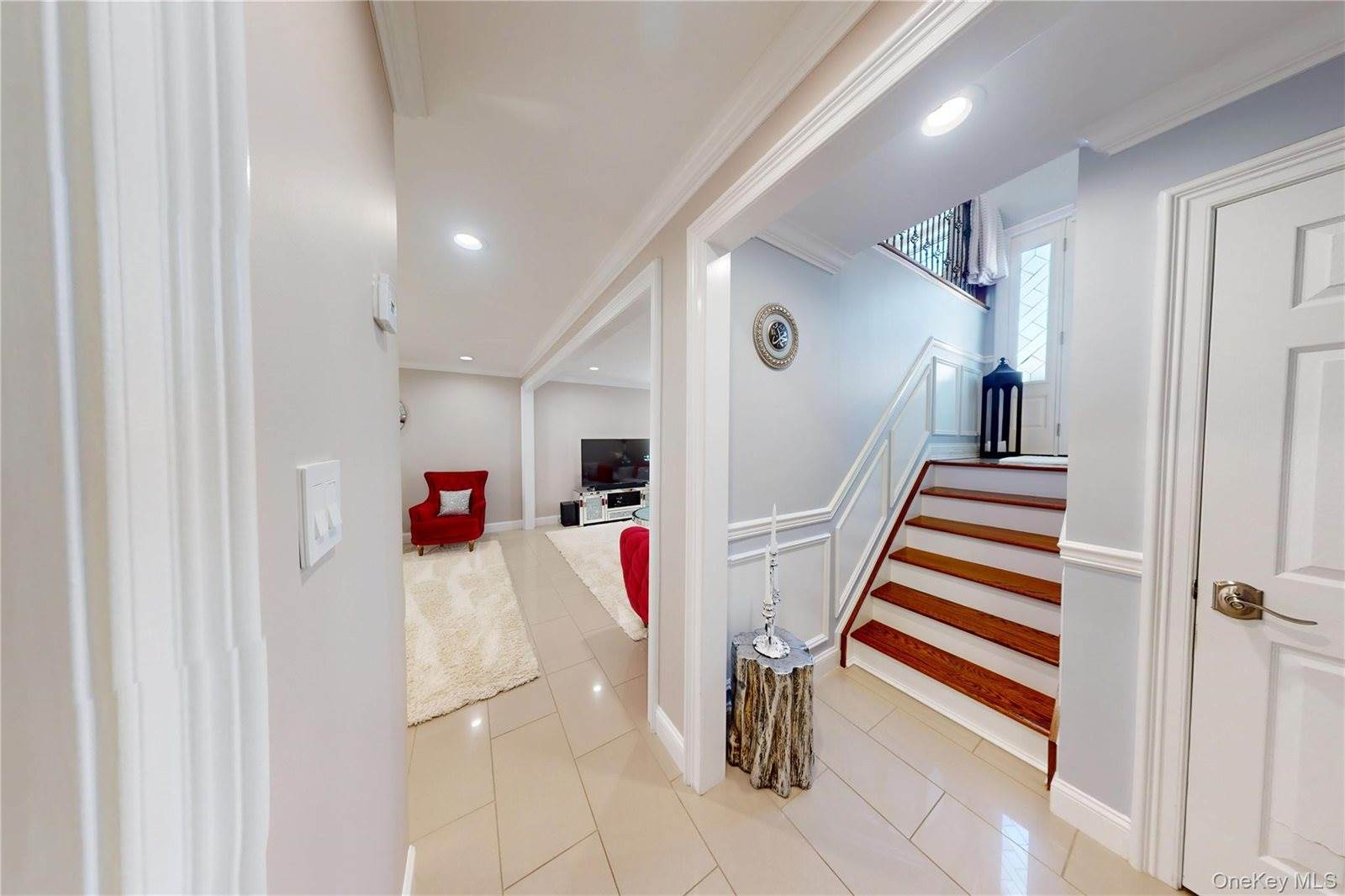 125 Spruce Street, Babylon, NY 11757