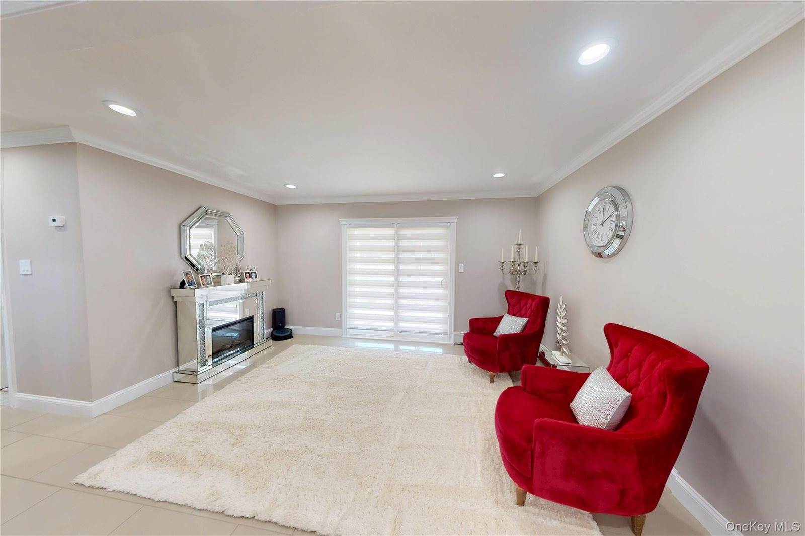 125 Spruce Street, Babylon, NY 11757